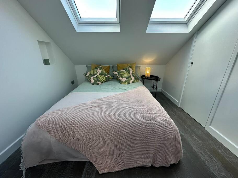 Lovely New Decor Studio - 4 The Southwell London Eksteriør bilde